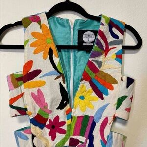 Multicolor Embroidered Floral Cutout Crop Top by